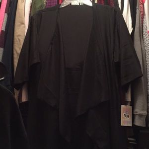 FINAL PRICE DROP!!!NWT Lularoe Shirley black silky